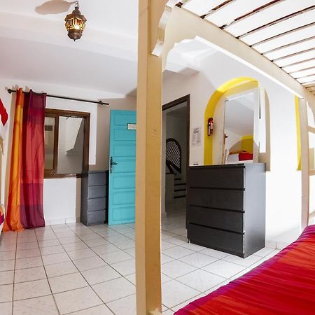 Dfrost Almugar Surf And Yoga Albergue Taghazout Exterior foto