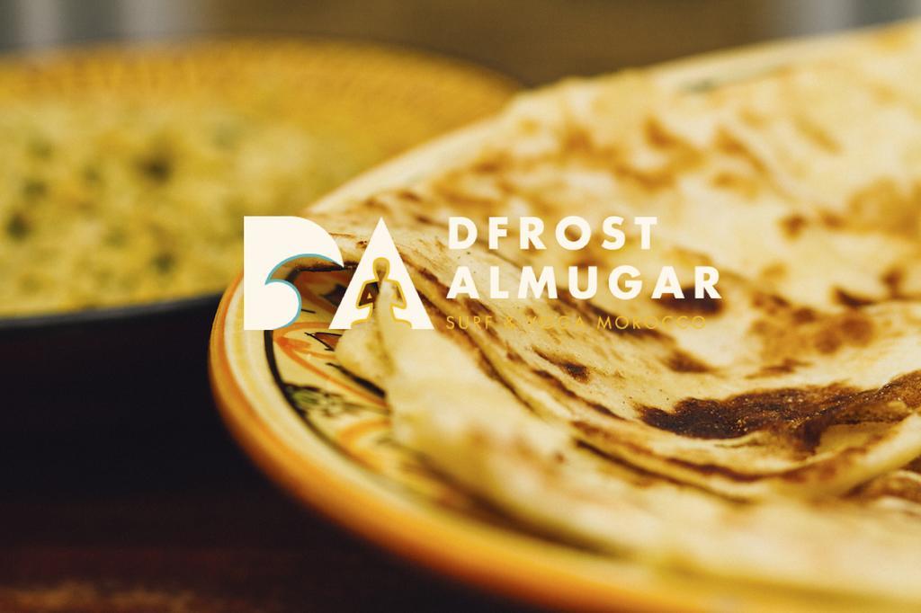 Dfrost Almugar Surf And Yoga Albergue Taghazout Exterior foto